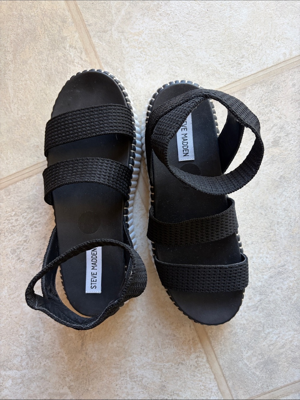Steve Madden Shelle sandals